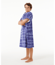 Load image into Gallery viewer, Mixed Hooded Towel - Boy