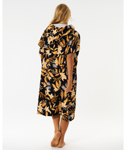 Load image into Gallery viewer, Mixed Hooded Towel