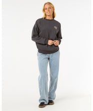 Load image into Gallery viewer, Hibiscus Diamond Heritage Crew