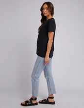 Load image into Gallery viewer, Core Layering Tee - Black