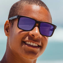 Load image into Gallery viewer, Goblin - Matt Black/Purple Iridium