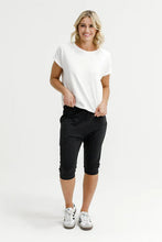 Load image into Gallery viewer, 3/4 Apartment Pant - White X
