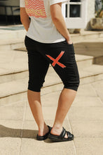Load image into Gallery viewer, 3/4 Apartment Pant - Cherry/Blush X