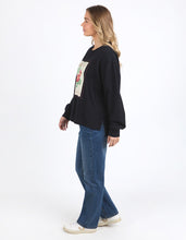 Load image into Gallery viewer, Stamped Floral Crew