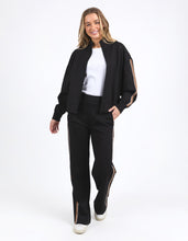 Load image into Gallery viewer, London Zip Thru