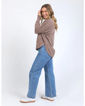 Load image into Gallery viewer, Signature Crew - Chocolate