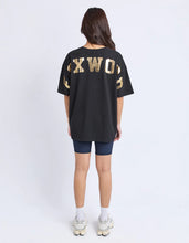 Load image into Gallery viewer, Metallic Interval Tee