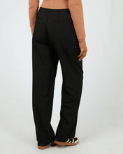 Load image into Gallery viewer, Eve Luxe Basic Pant