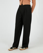 Load image into Gallery viewer, Eve Luxe Basic Pant
