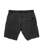 Load image into Gallery viewer, Center Trunk 17" - Black