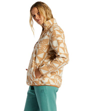 Load image into Gallery viewer, Boundary Mock 3 Half Zip