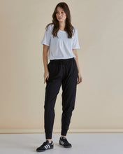 Load image into Gallery viewer, Cara Travel Jogger