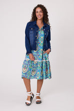Load image into Gallery viewer, Stretch Denim Jacket With Brooch Detail