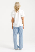 Load image into Gallery viewer, Chris Tee - White with Blossom Berry Bow