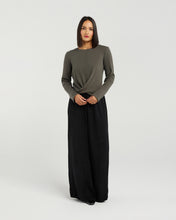 Load image into Gallery viewer, Twist Tee L/S - Slate
