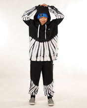 Load image into Gallery viewer, Pocket Hood - Black Dye