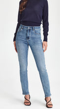 Load image into Gallery viewer, Peachy Push Up Jean