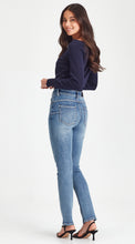 Load image into Gallery viewer, Peachy Push Up Jean