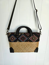 Load image into Gallery viewer, Lamai Handbag