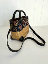 Load image into Gallery viewer, Lamai Handbag