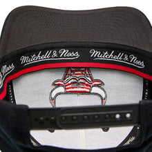 Load image into Gallery viewer, NBA TC Pro Pinch Snapback - Chicago Bulls