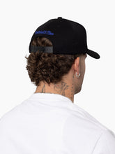 Load image into Gallery viewer, NBA Black W/ Team Logo Flex 110 Snapback - Golden State Warriors