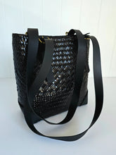 Load image into Gallery viewer, Suwan Tote Bag