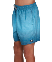 Load image into Gallery viewer, Sergio Layback Short