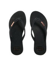 Load image into Gallery viewer, Kick Back Thong - Blacks