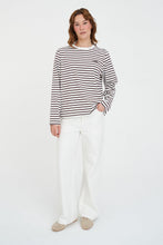 Load image into Gallery viewer, Oui Oui L/S Relax Tee - Chestnut/Chalk