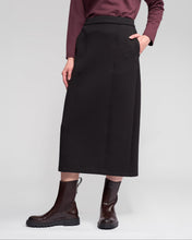 Load image into Gallery viewer, Falcon Skirt - Black