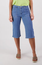 Load image into Gallery viewer, Long Wide Leg Short