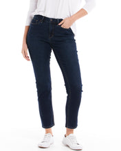 Load image into Gallery viewer, Wynona Curve Jeans - Smokey Blue