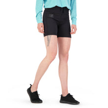 Load image into Gallery viewer, W Vapodri Booty Short