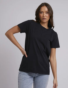 Core Layering  Tee - Black