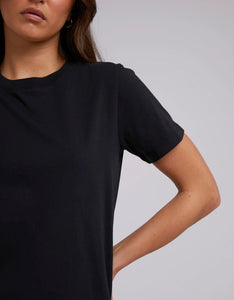 Core Layering  Tee - Black