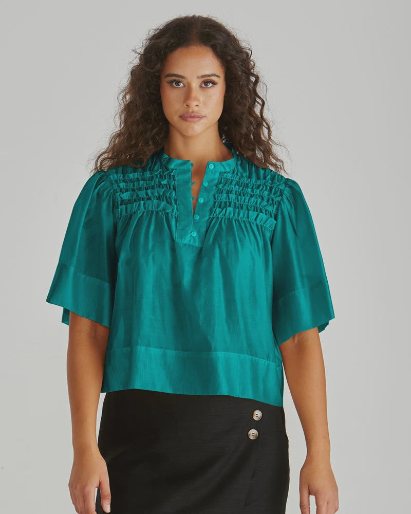 Fillip Ruffle Yoke Blouse