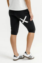Load image into Gallery viewer, 3/4 Apartment Pant - White X
