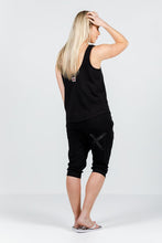 Load image into Gallery viewer, 3/4 Apartment Pant - Black X
