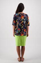 Load image into Gallery viewer, V Neck Top - Brazil
