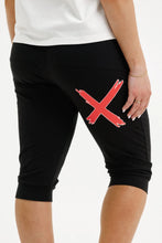 Load image into Gallery viewer, 3/4 Apartment Pant - Cherry/Blush X

