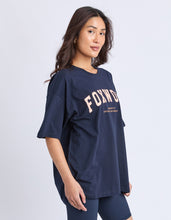 Load image into Gallery viewer, Interval Tee - Navy/Peach
