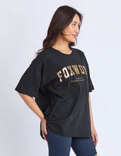 Load image into Gallery viewer, Metallic Interval Tee
