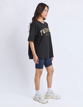 Load image into Gallery viewer, Metallic Interval Tee
