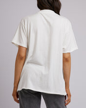 Load image into Gallery viewer, In The Wind Oversized Tee
