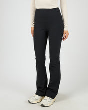 Load image into Gallery viewer, Active Rib Flare Legging
