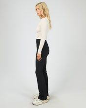 Load image into Gallery viewer, Active Rib Flare Legging
