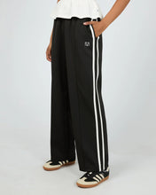 Load image into Gallery viewer, On The Daily Trackpant
