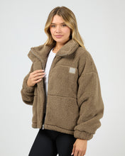 Load image into Gallery viewer, Cosy Club Teddy Jacket - Mocha
