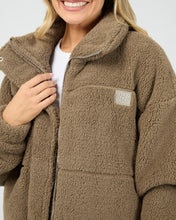Load image into Gallery viewer, Cosy Club Teddy Jacket - Mocha

